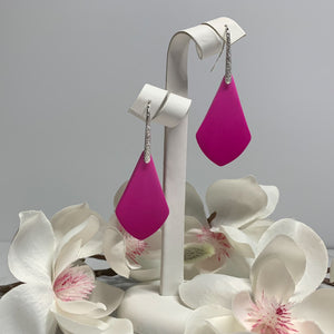 Elegant but Fun Deep Pink Gradient Earring